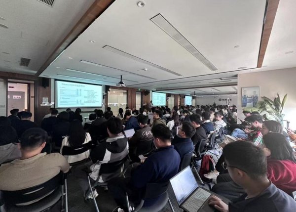 浩广配资 为锂电行业高质量发展注入新动能 盛新锂能、天齐锂业等200多位产业代表齐聚一堂